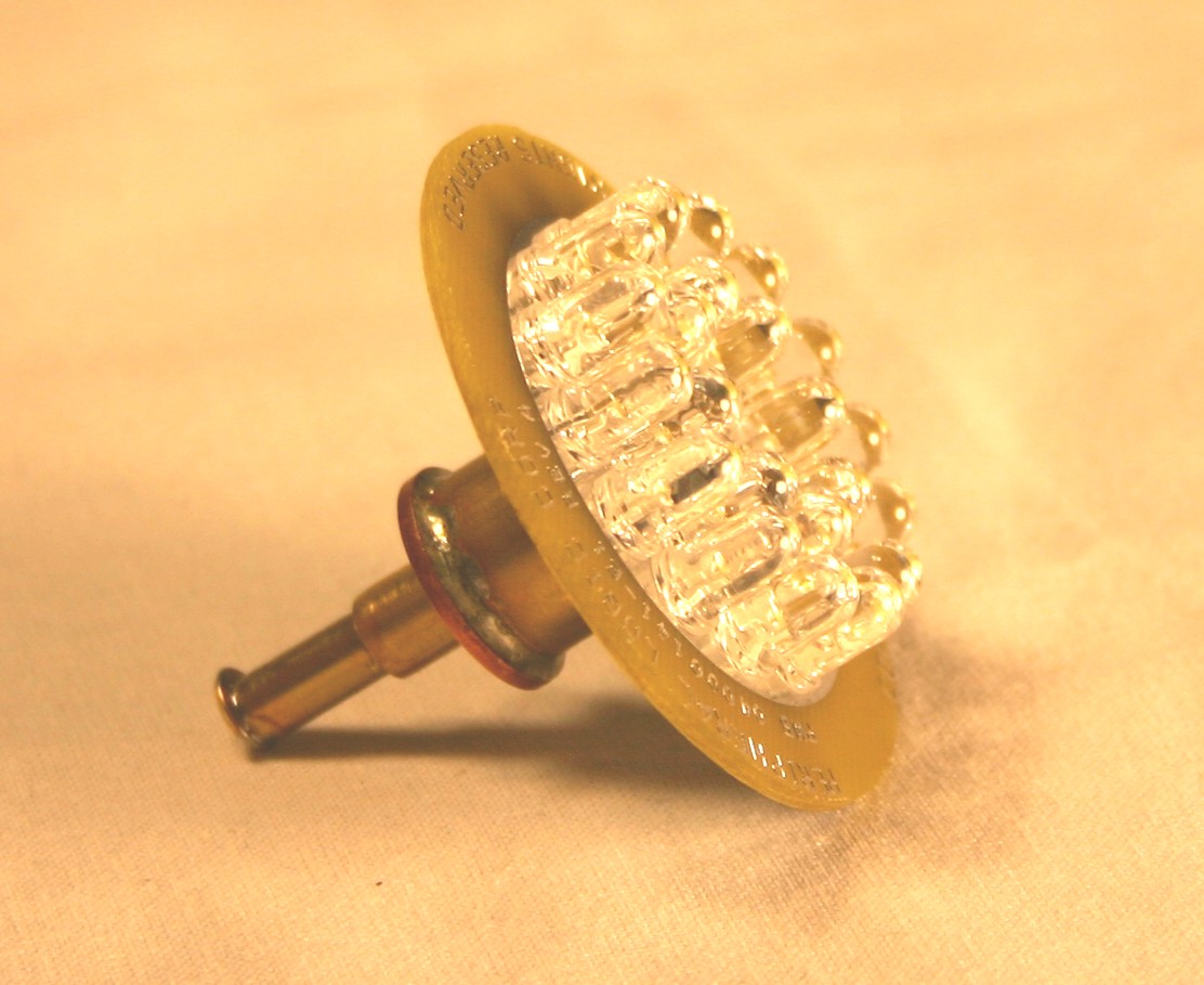Image of 30-LED Flashlight Adapter